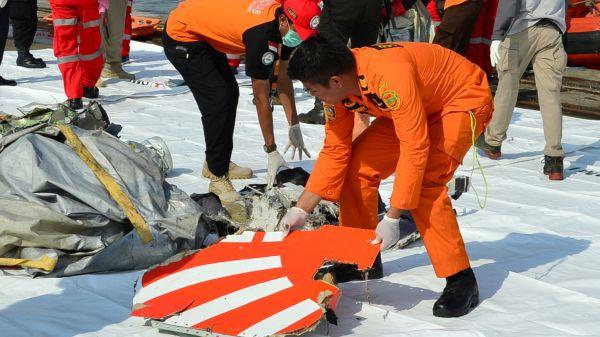 Kotak hitam dipercayai milik Lion Air ditemui