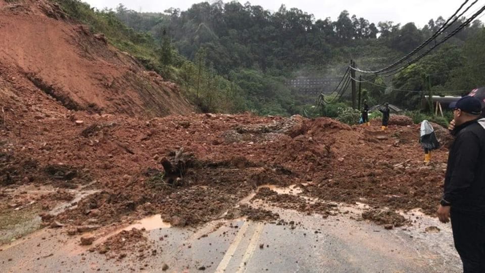 Pahang, Perak perlu henti keluar permit penerokaan tanah di Cameron Highlands