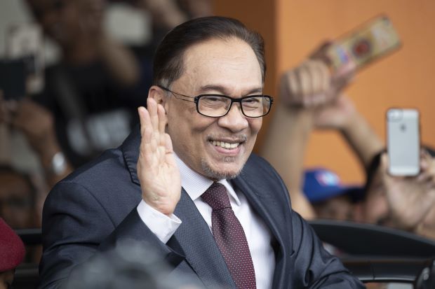 Anwar hints at defending Port Dickson seat in GE15