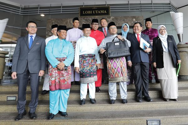 அனைத்து பள்ளிகளுக்கும் வெ.24 மில்லியன் ஒதுக்கீடு !!!