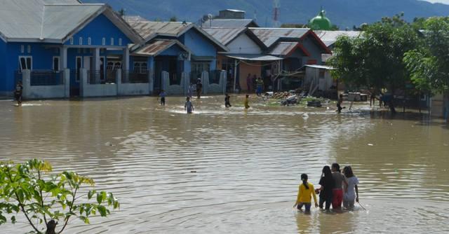 Palu ‘dipalu’ banjir lumpur