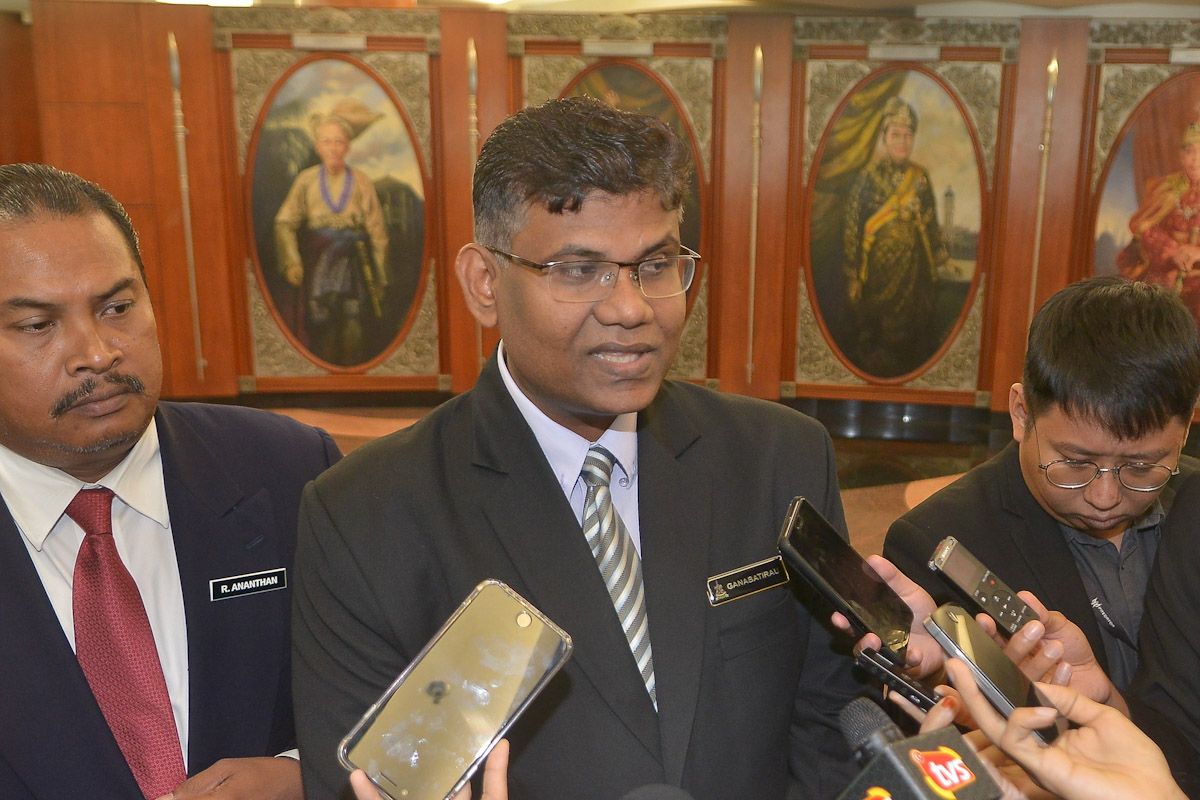 Ganabatirau mohon maaf