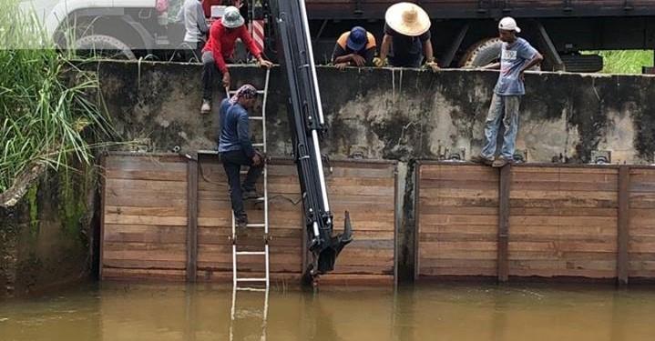 Pasang 'flap gate' elak air melimpah