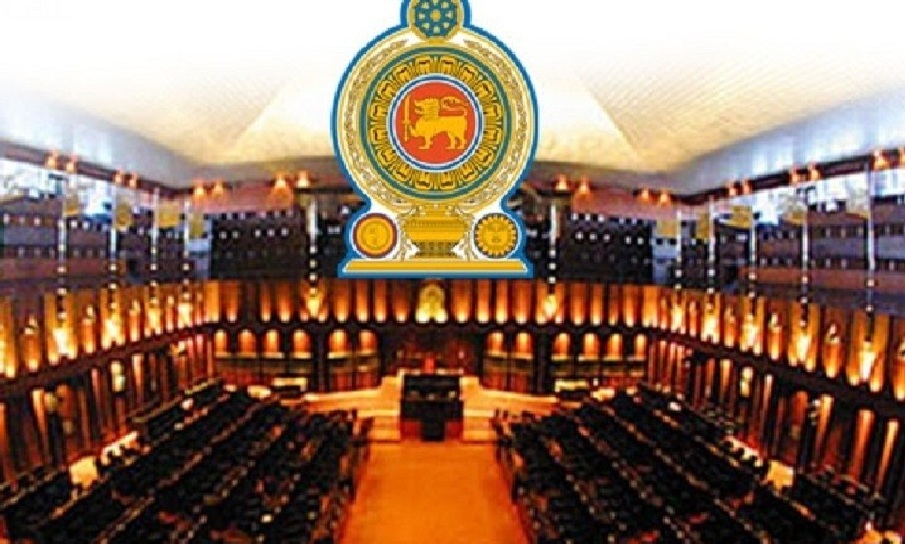44 bekas ahli parlimen keluar parti