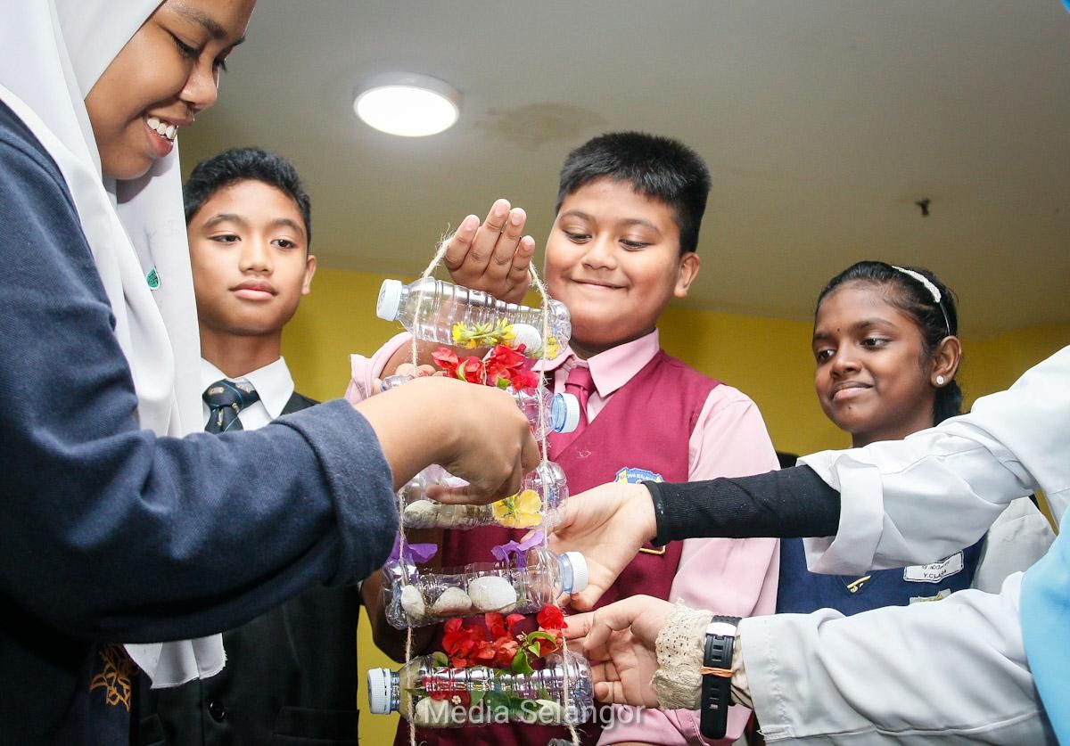 Guru teladan rangsang pelajar amal kitar semula