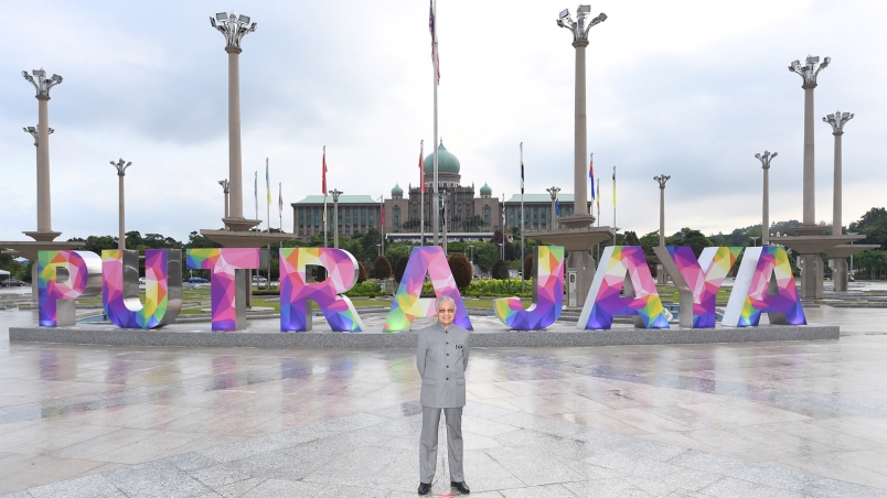 PM rasmi arca Putrajaya, mercu tanda tarikan terkini