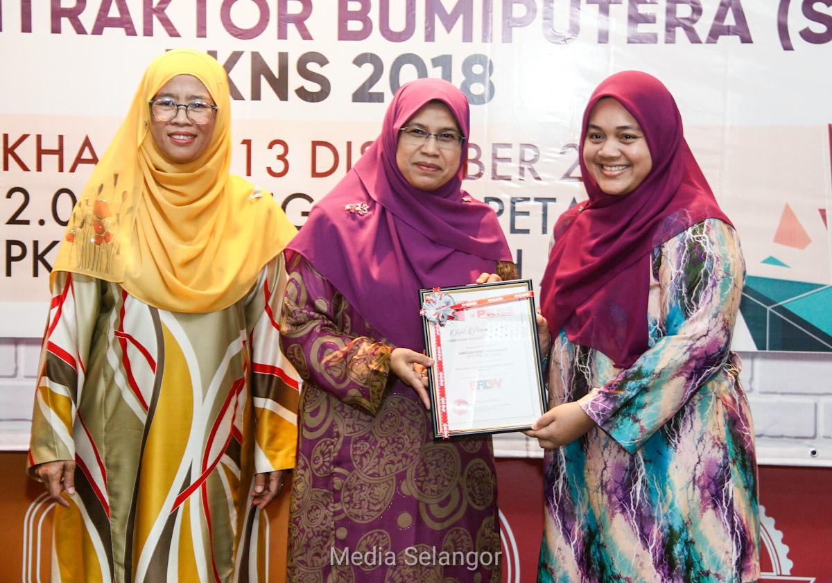 GROW lahir usahawan siswazah berjaya