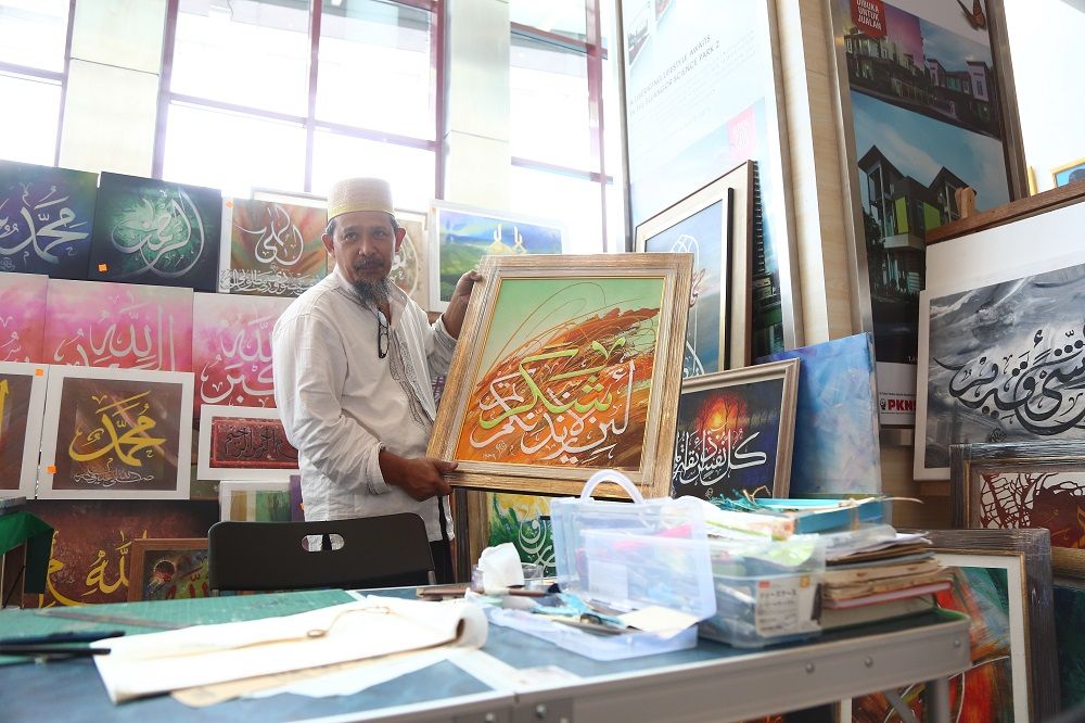 HIJRAH bantu 'otai' tulisan khat