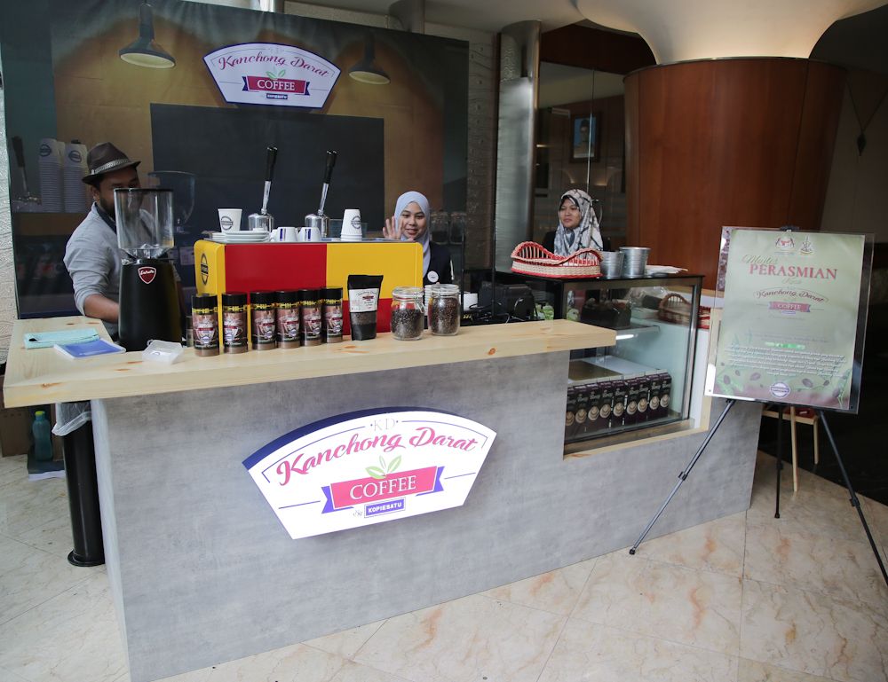 Kopiesatu hidang 500 kopi percuma di DNS