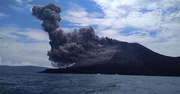 20 maut kejadian tsunami letusan gunung berapi Anak Krakatau