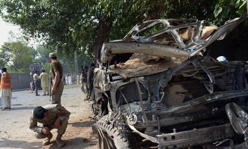 Enam cedera akibat letupan bom kereta di Peshawar