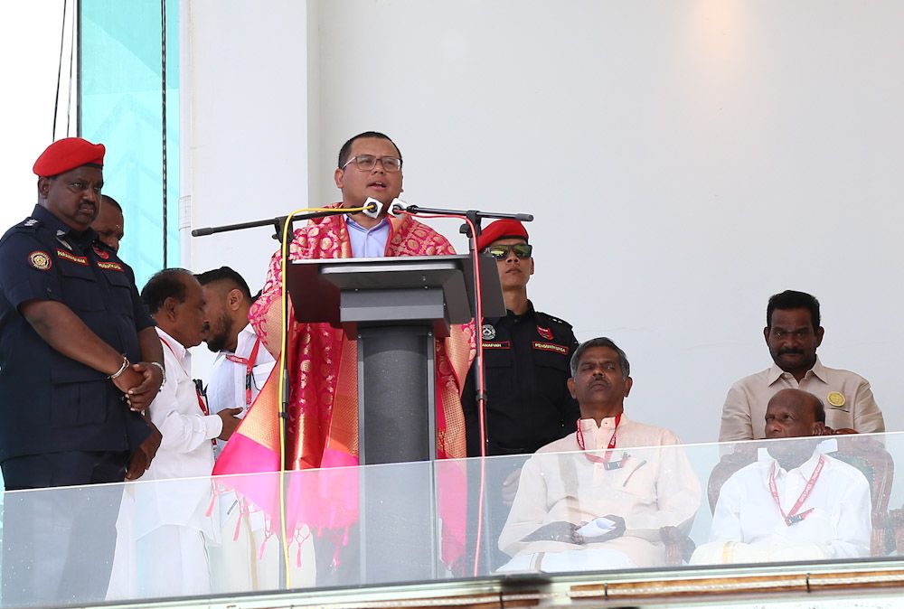 வழிபாட்டுத் தலங்கள் நிர்மாணிப்பு :  விதிகளுக்கு உட்பட வேண்டும்