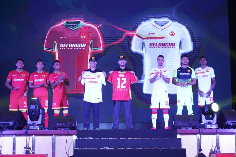 Demi 'Gergasi Merah, penyokong 'tak layan' jersi tiruan