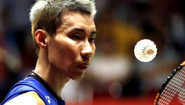 "Terima kasih Chong Wei" - Tun M dan isteri