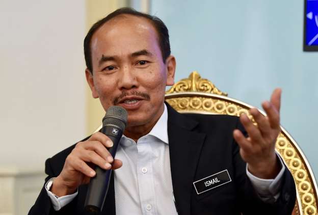 Rombakan, pertukaran jawatan babit semua peringkat