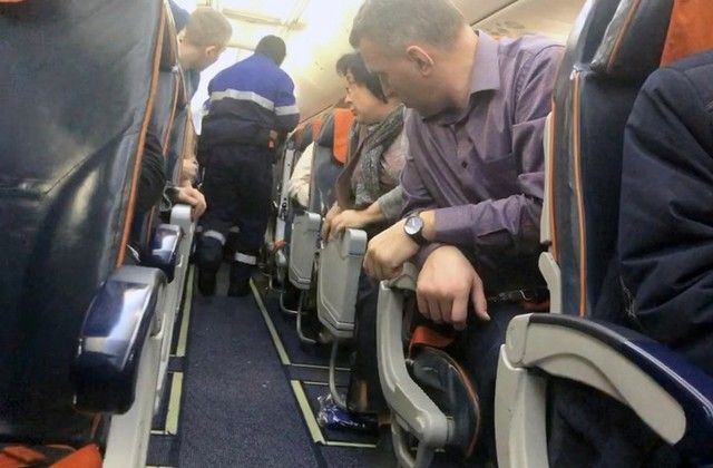 Selepas desak pesawat ubah haluan, penumpang mabuk ditahan