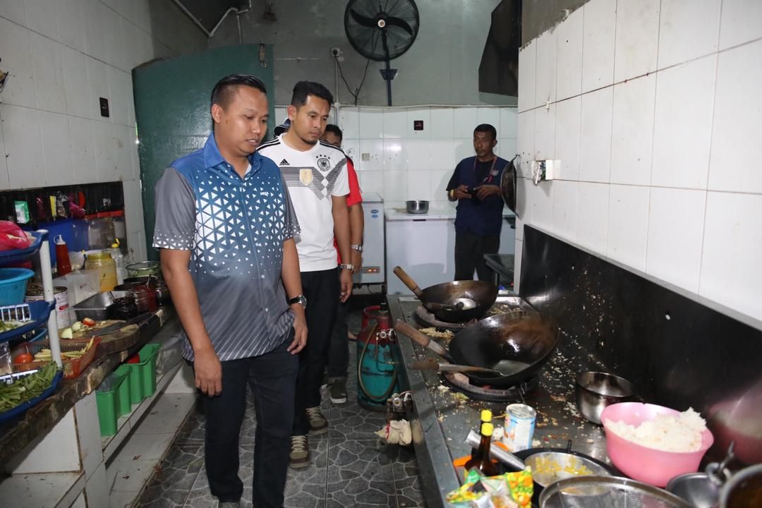 Tiga lagi premis makanan abai kebersihan diarah tutup