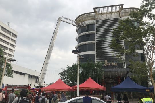 SIX DIE IN FIRE AT IPOH ENTERTAINMENT CENTRE