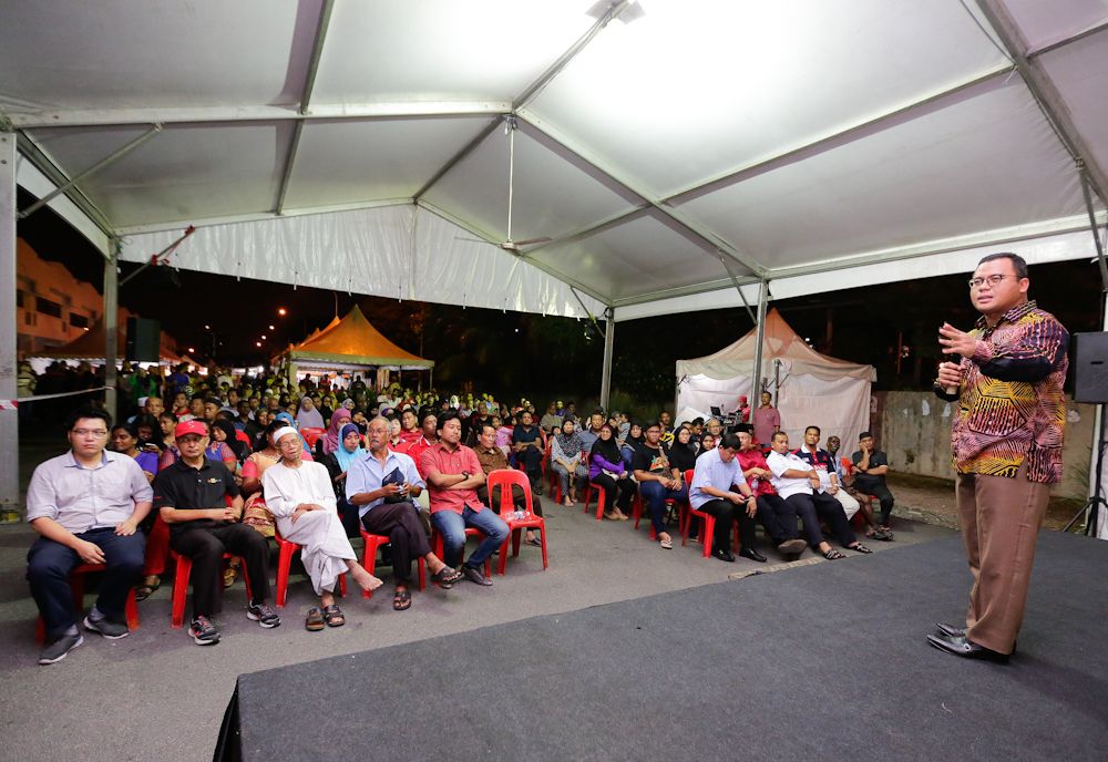 Bandingkan 60 tahun BN dengan Selangor