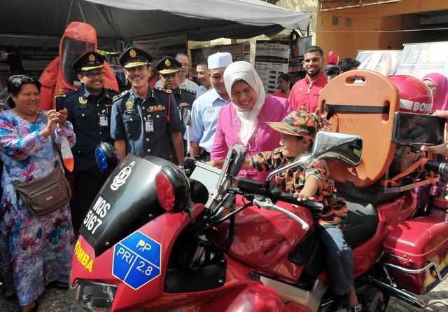 Bomba perlu isi lebih 2,000 kekosongan
