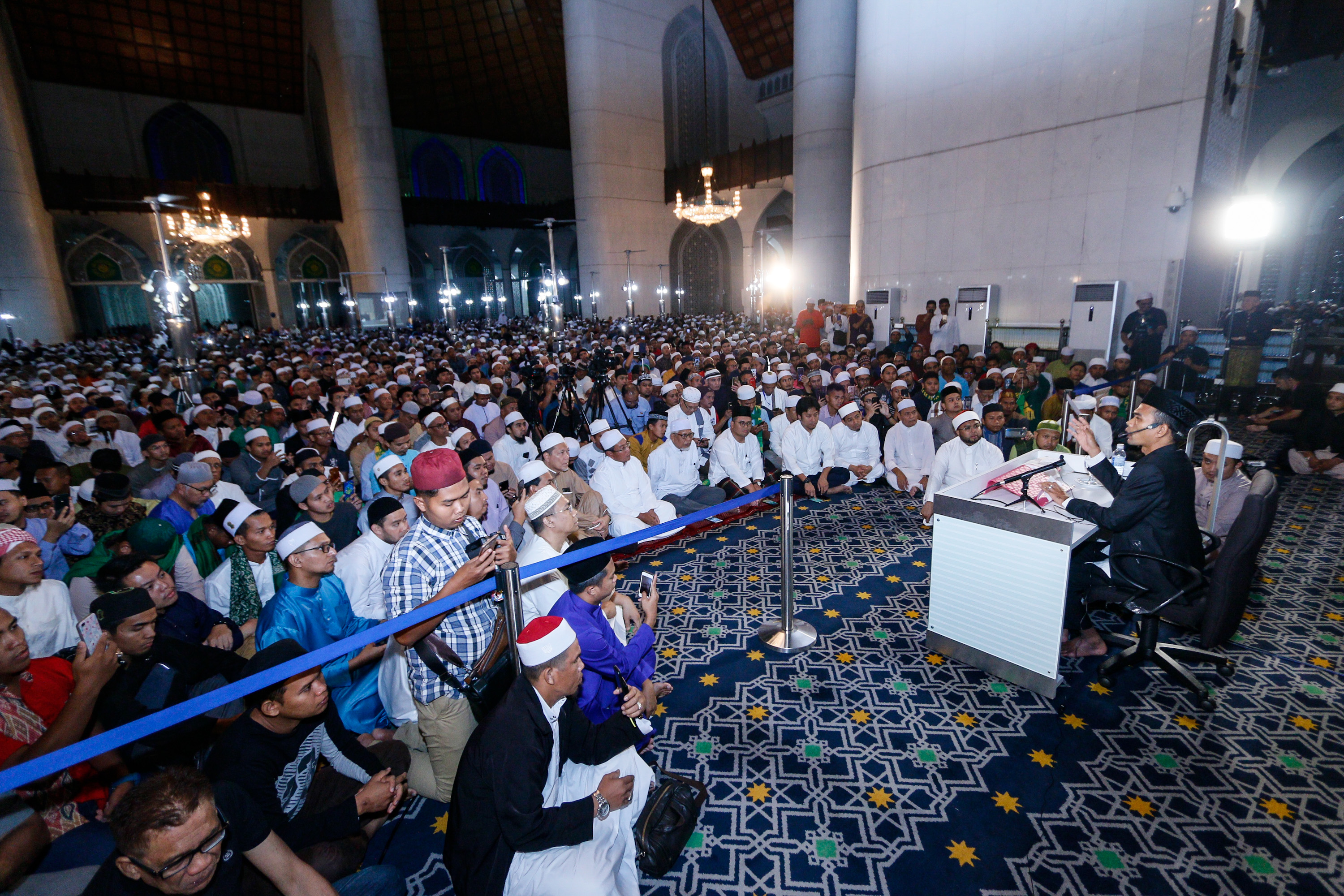 Ceramah Ustaz Abdul Somad 'full house'