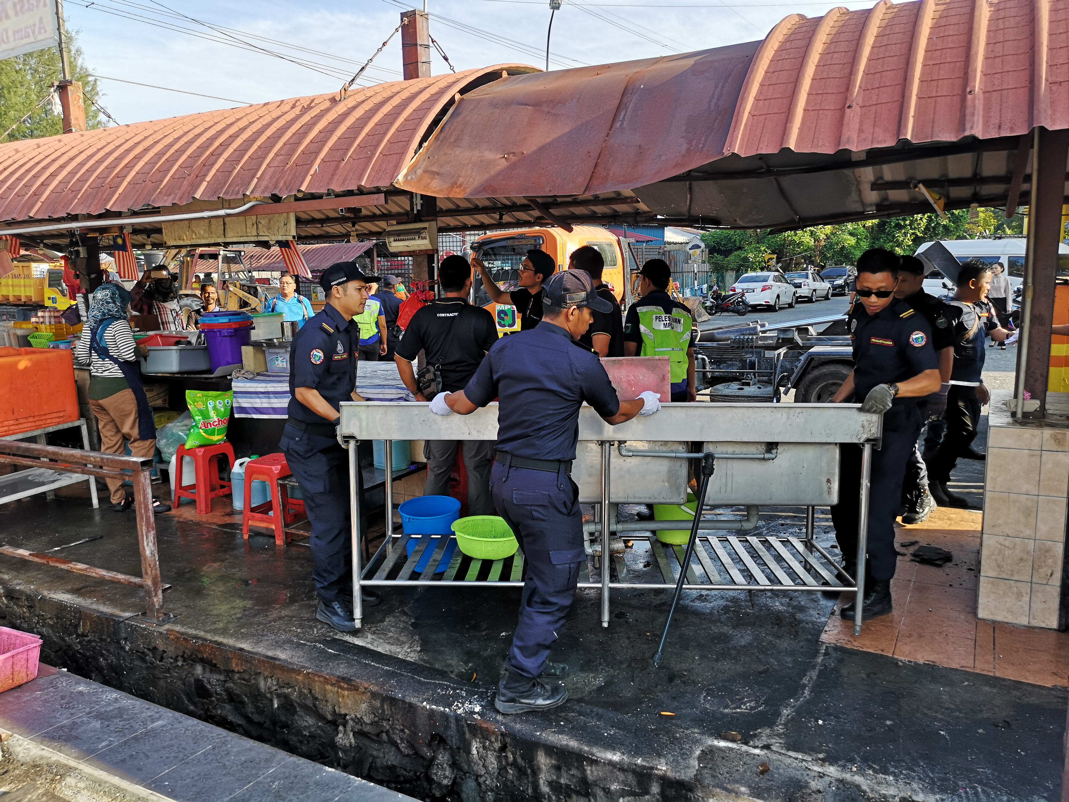 Operasi bersepadu kiosk MPSJ demi jaga kebersihan