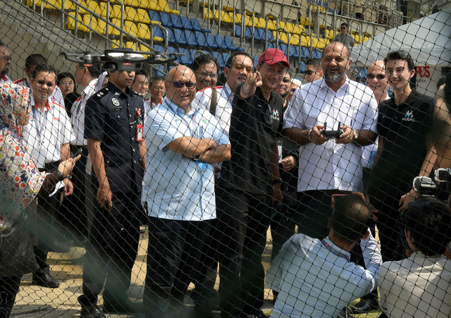 Malaysia teroka industri kurier guna teknologi dron