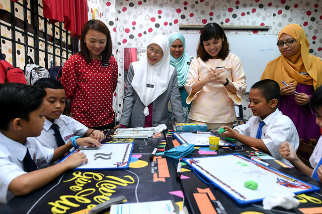 KPWKM, KKM bincang langkah galak ibu bapa vaksin anak