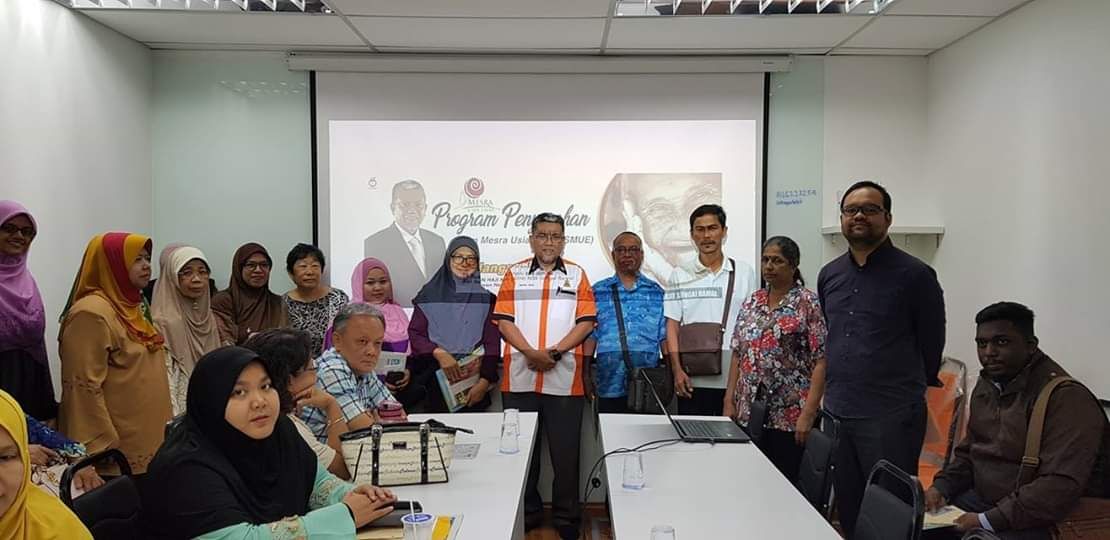 ADN Sungai Ramal serah sumbangan SMUE RM80,000