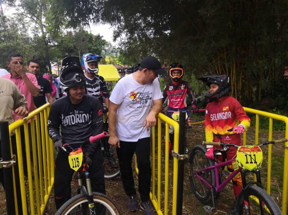 ADN Selangor disaran bersama dekati belia - Khairuddin