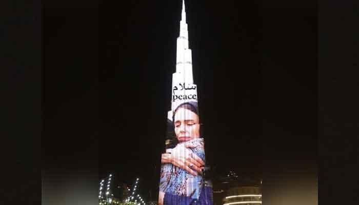 Burj Khalifa siar imej PM New Zealand