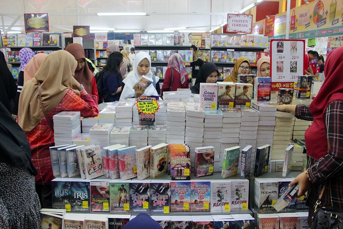 Kerajaan Negeri terjemah 29 karya agung antarabangsa ke Bahasa Melayu