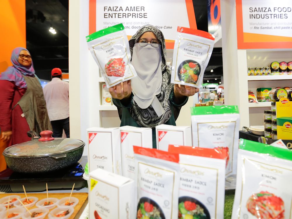 Anak Selangor jual kimchi 400kg sebulan