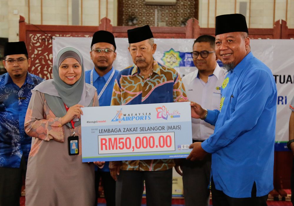 Zikra buka mata pengeluar zakat
