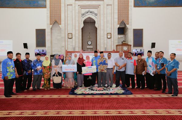 Asnaf syukur terima bantuan LZS