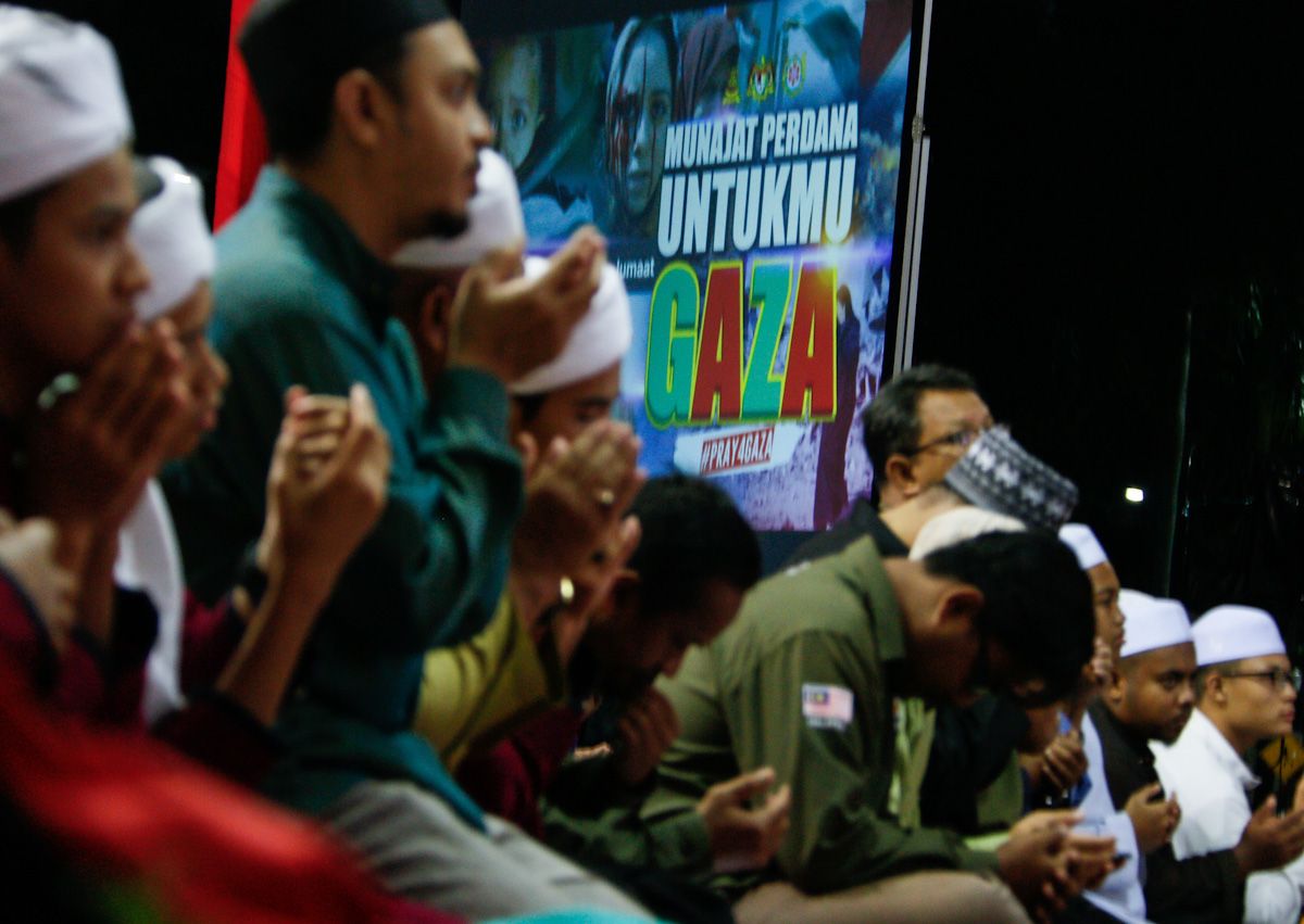 Jemaah sebak doa lindungi Palestin