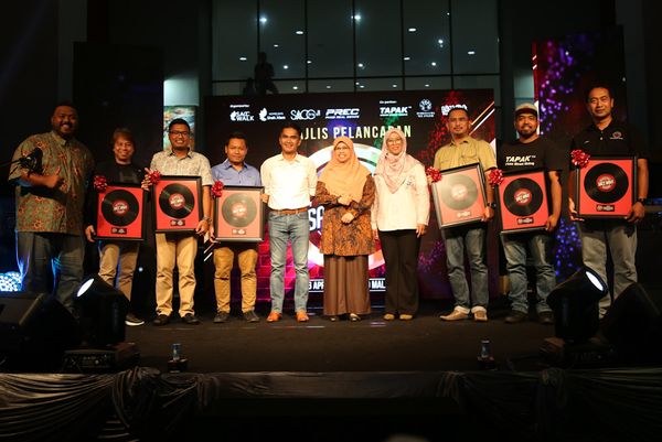 Kembang Flea Market ke peringkat global