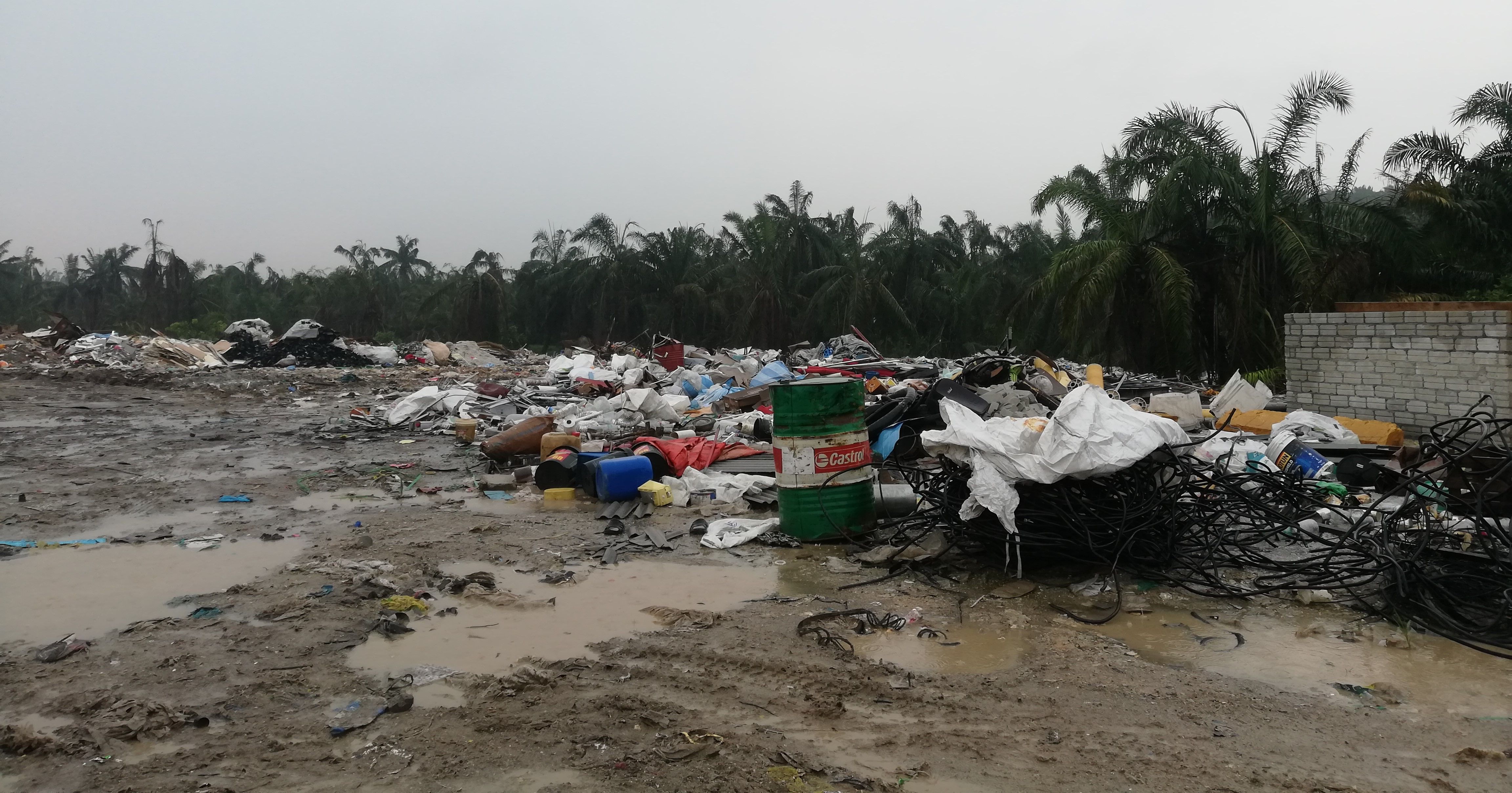 Sampah haram: Kerajaan Negeri bakal rampas tanah