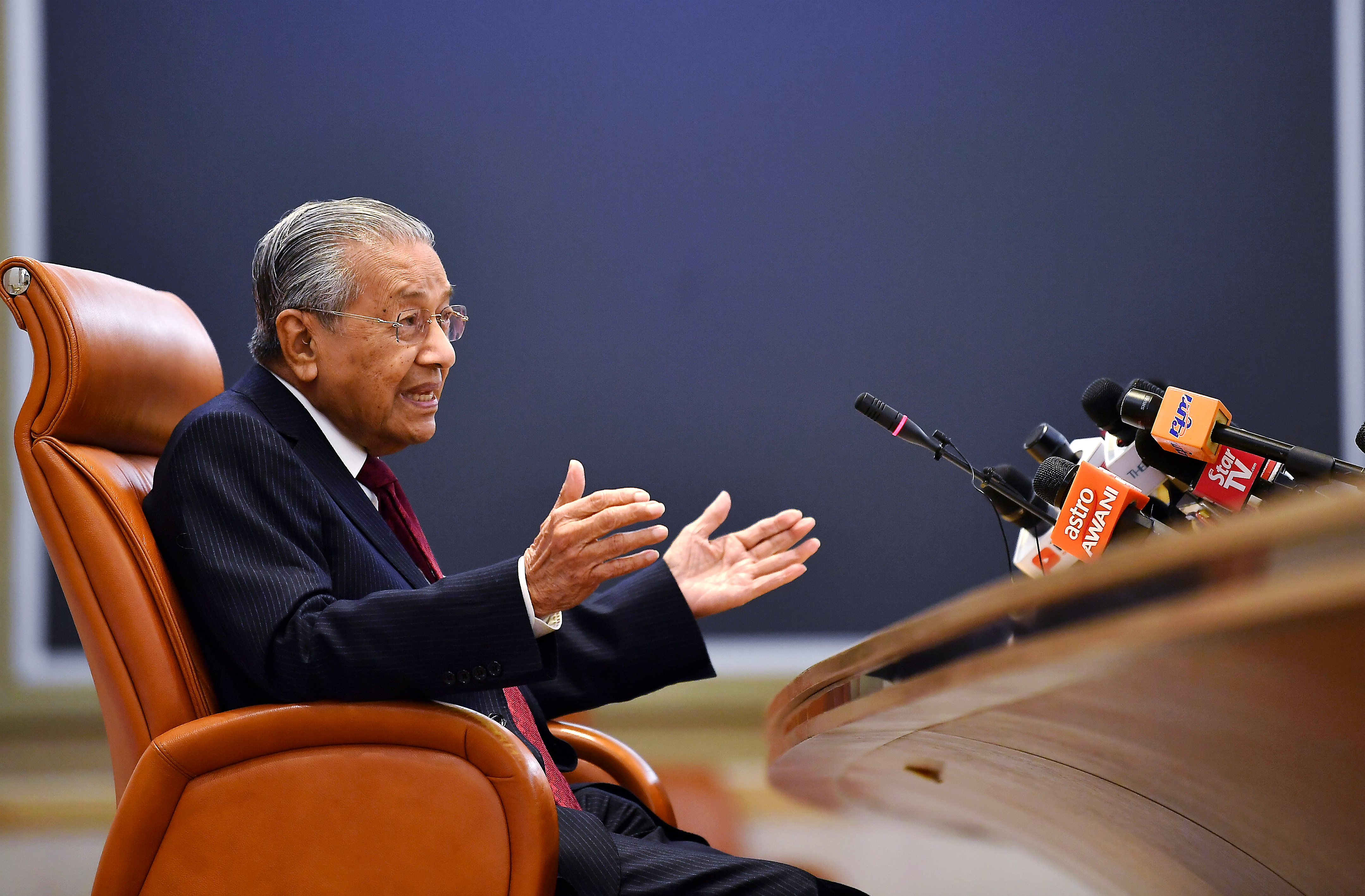 Peguam keluarga Adib tidak patut tarik diri - PM