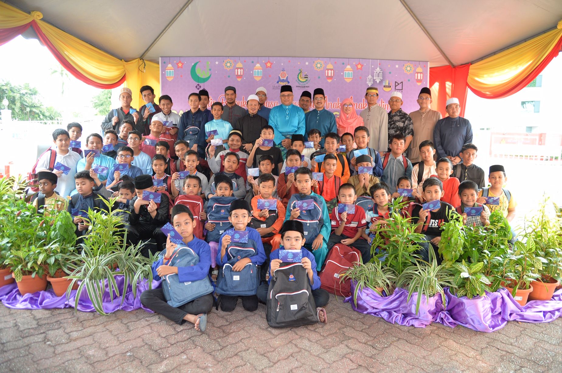 MBPJ rai anak yatim dan kakitangan