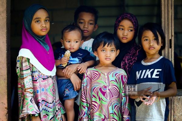 12-Year-Old Boy Cares for Siblings after Mother's Death