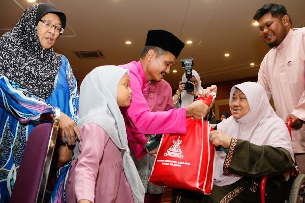 Iftar Sinar Ramadan rai insan kurang bernasib baik