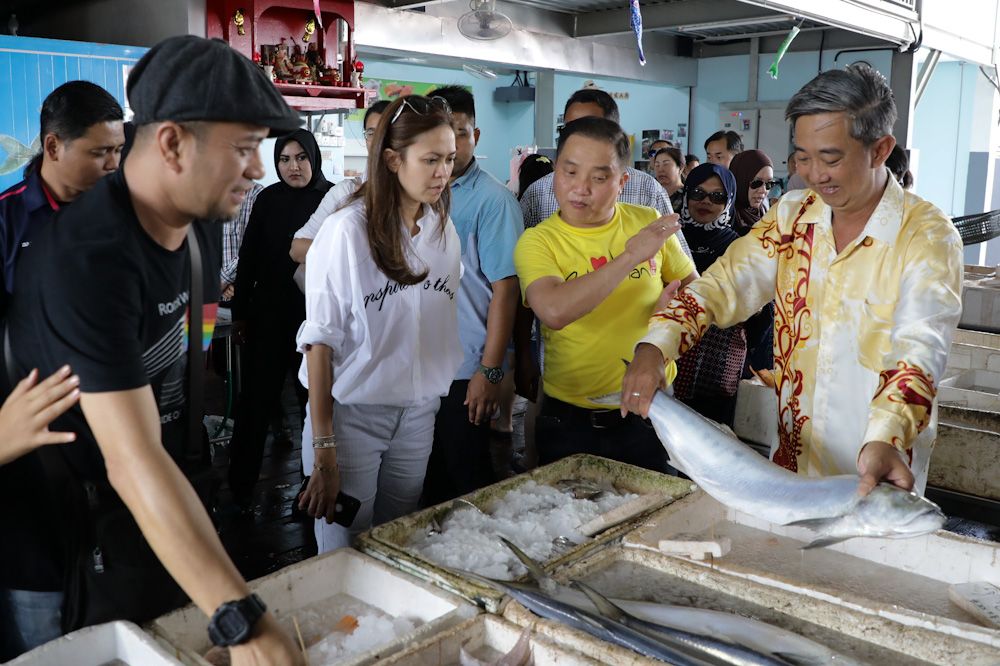 Nelayan teruja lawatan Tengku Permaisuri Selangor