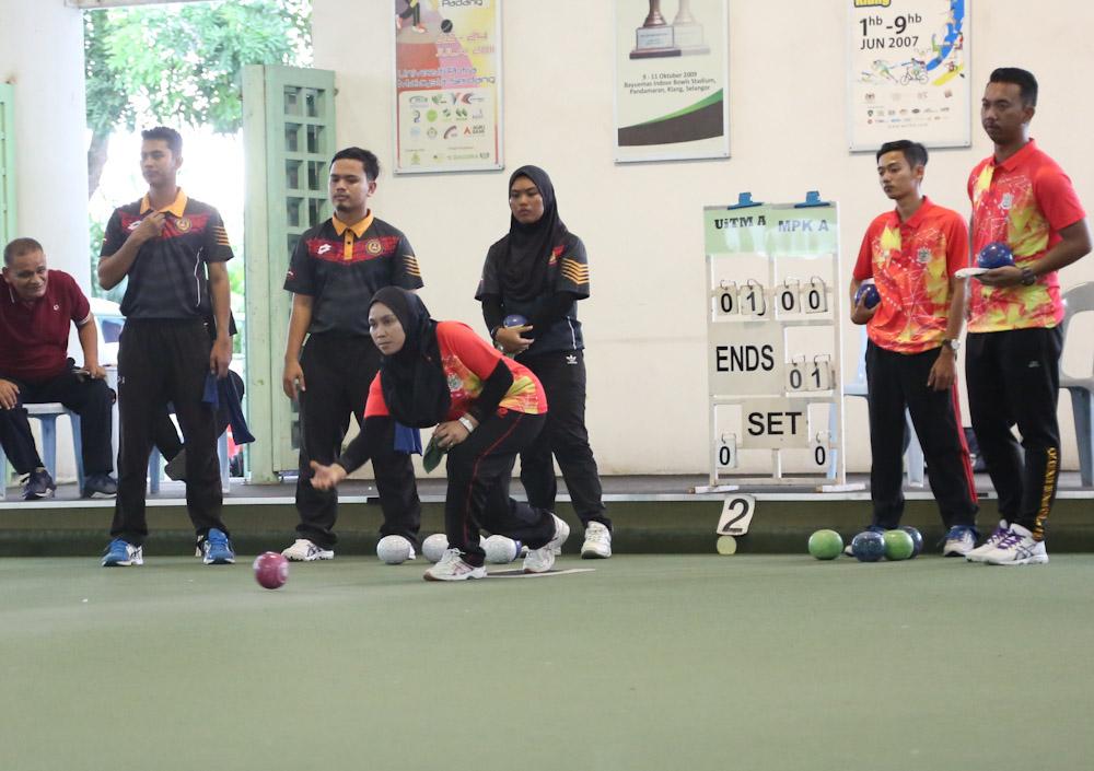 MPK A tewaskan UiTM A kejohanan boling padang