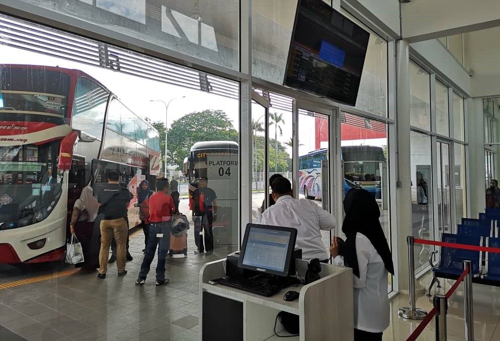 செக்‌ஷன் 17 பேருந்து முனையம் செயல்படத் தொடங்கியது