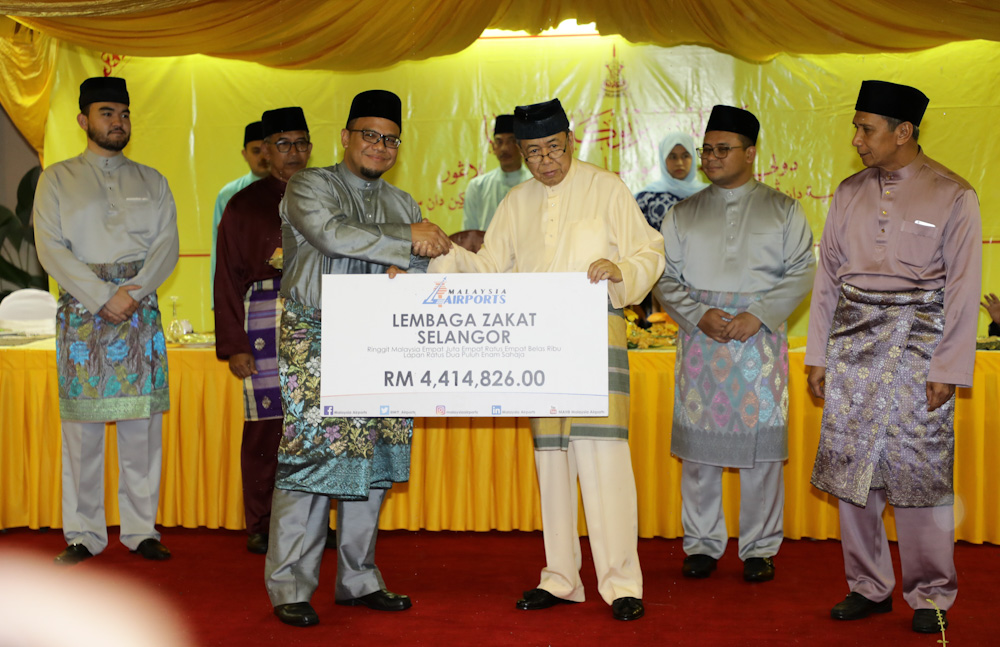 Sultan Selangor terima bayaran zakat perniagaan RM10.8 juta