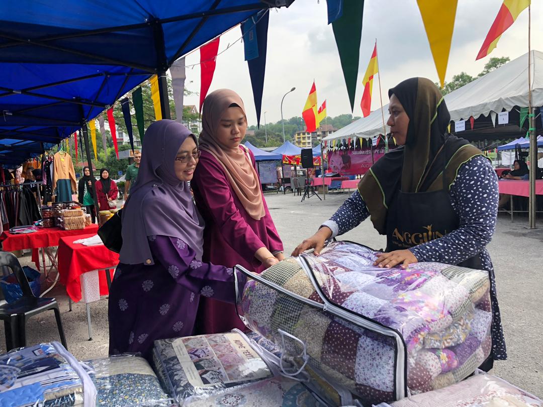 Tapak niaga percuma untuk usahawan produk tempatan