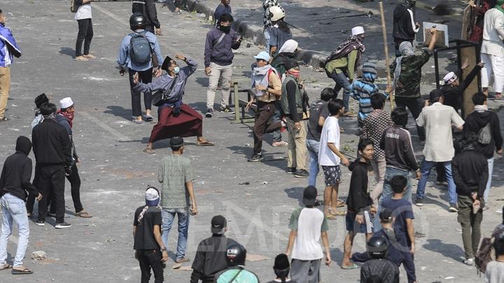 Rusuhan turut berlaku di Kalimantan, keadaan terkawal