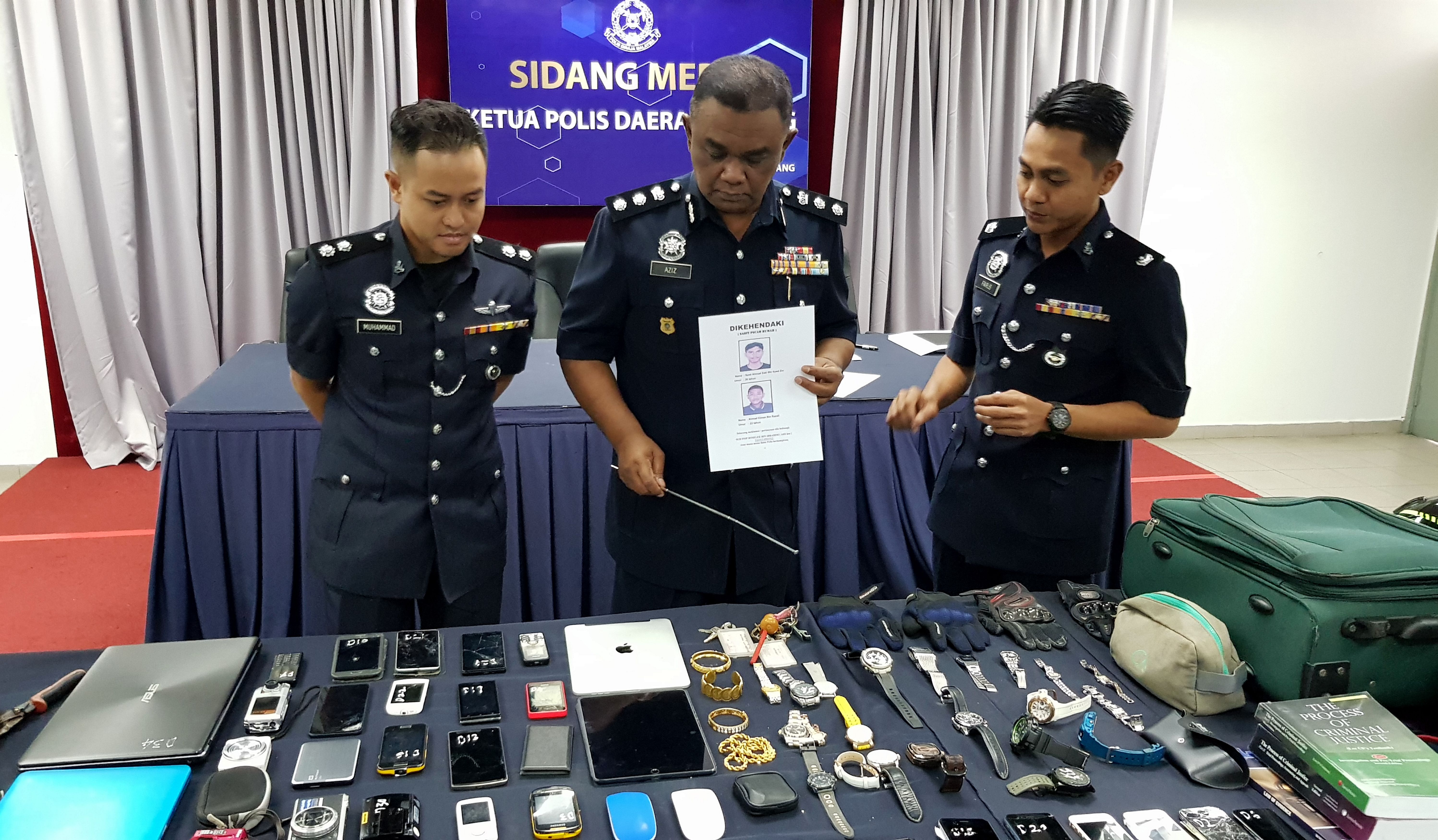 12 individu hilang lebih setengah juta ditipu