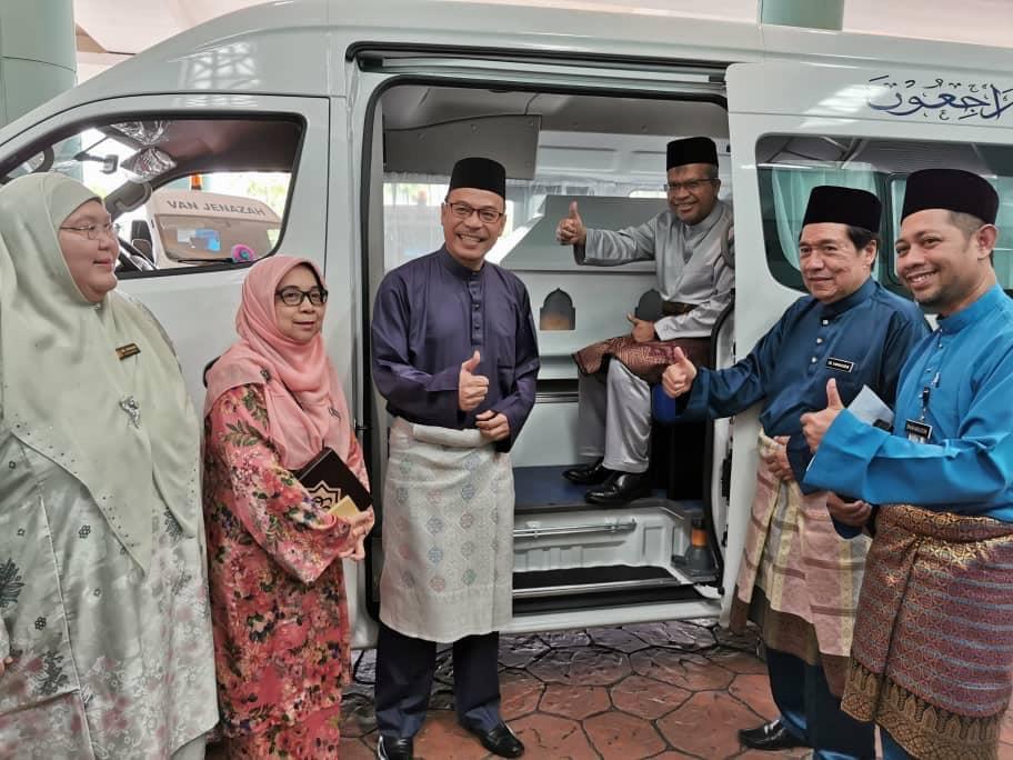 Lima hospital terima sumbangan van jenazah LZS